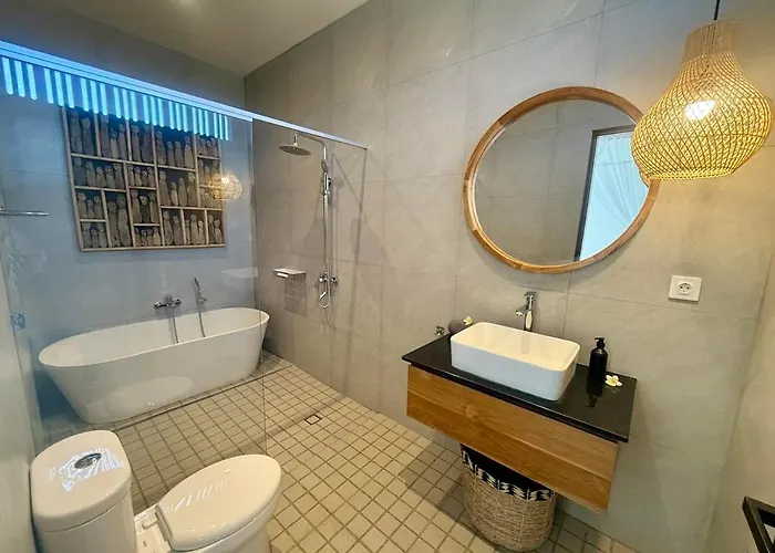 Nanee - - 5 Bedroom - 5 Bathroom Legian