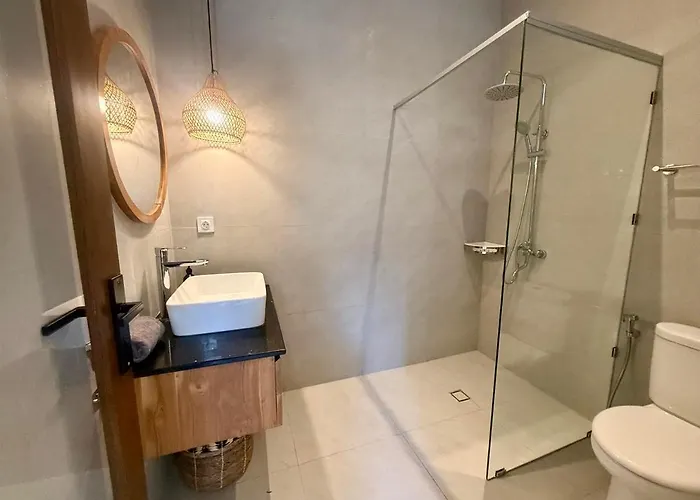 Nanee - - 5 Bedroom - 5 Bathroom