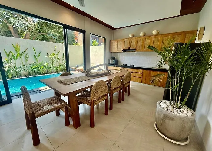 Nanee - - 5 Bedroom - 5 Bathroom Villa