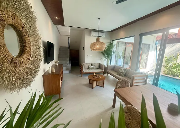 Nanee - - 5 Bedroom - 5 Bathroom